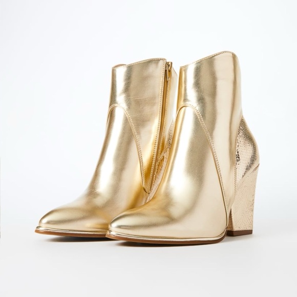 🆕 Champagne Gold Western Booties in Blazing Metallic - Picture 7 of 10